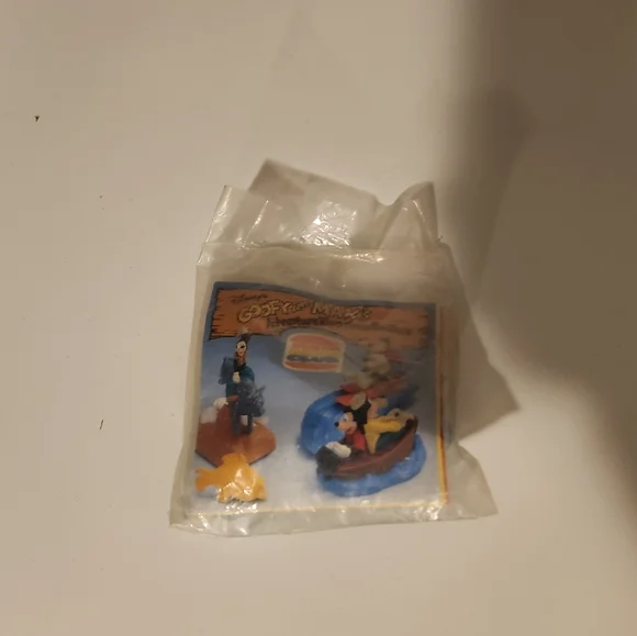 Burger King Kids Club 1995 Goofy and Max's Adventure Toys from the Movie